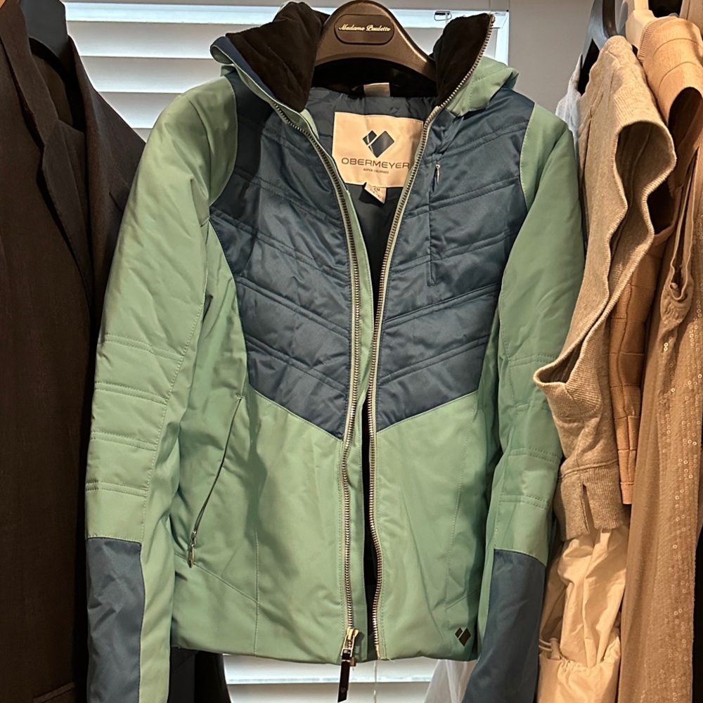 Obermeyer Blue and Green Ski 🎿 Puffer Jacket